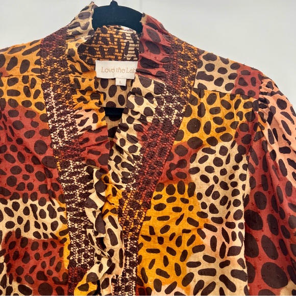 Love The Label Anthropologie Zuri Top Dotted Leopard Ruffle Button Shirt L - Picture 10 of 15